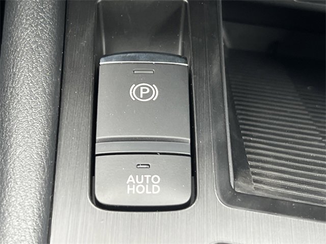 New 2026 Nissan Kicks SV w/ Illumination Package image 10