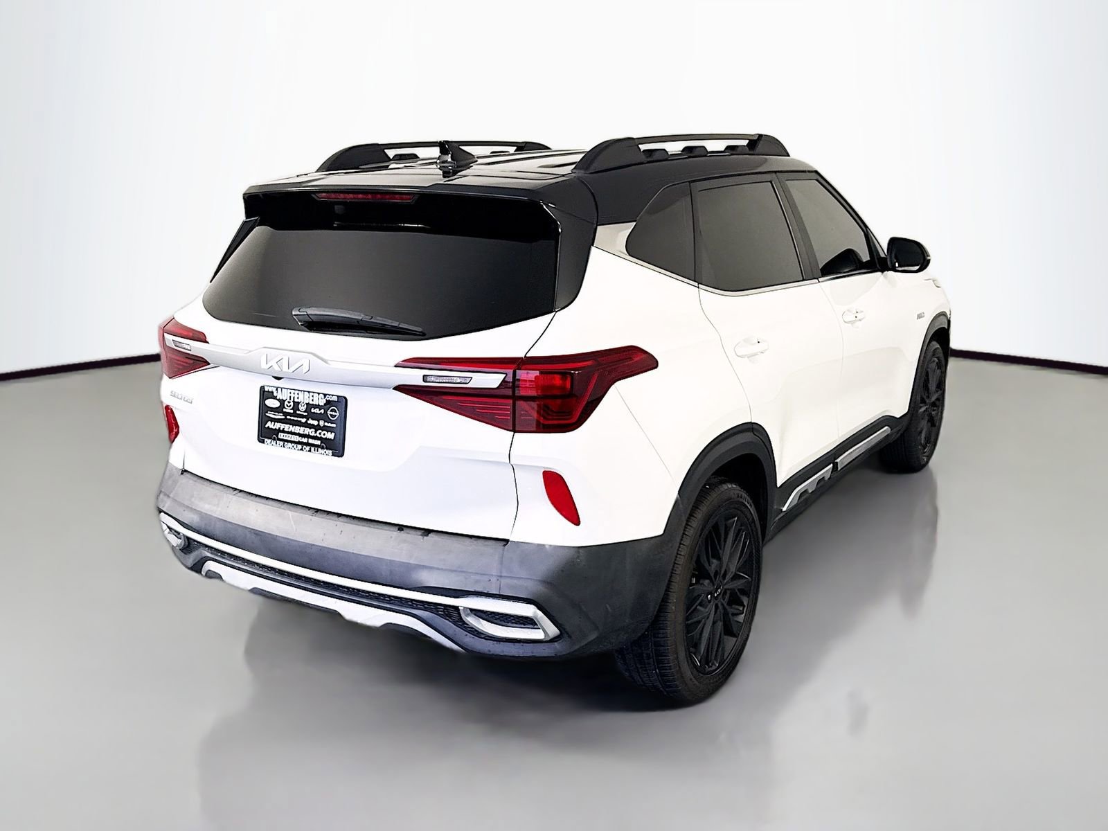Used 2022 Kia Seltos Nightfall Edition AWD/4WD image 7