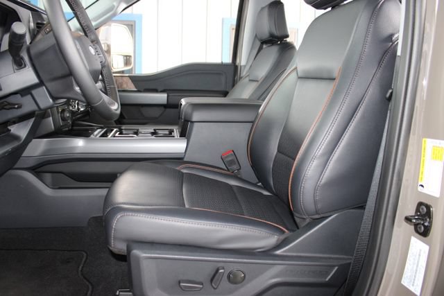 Used 2026 Ford F450 Lariat AWD/4WD image 22