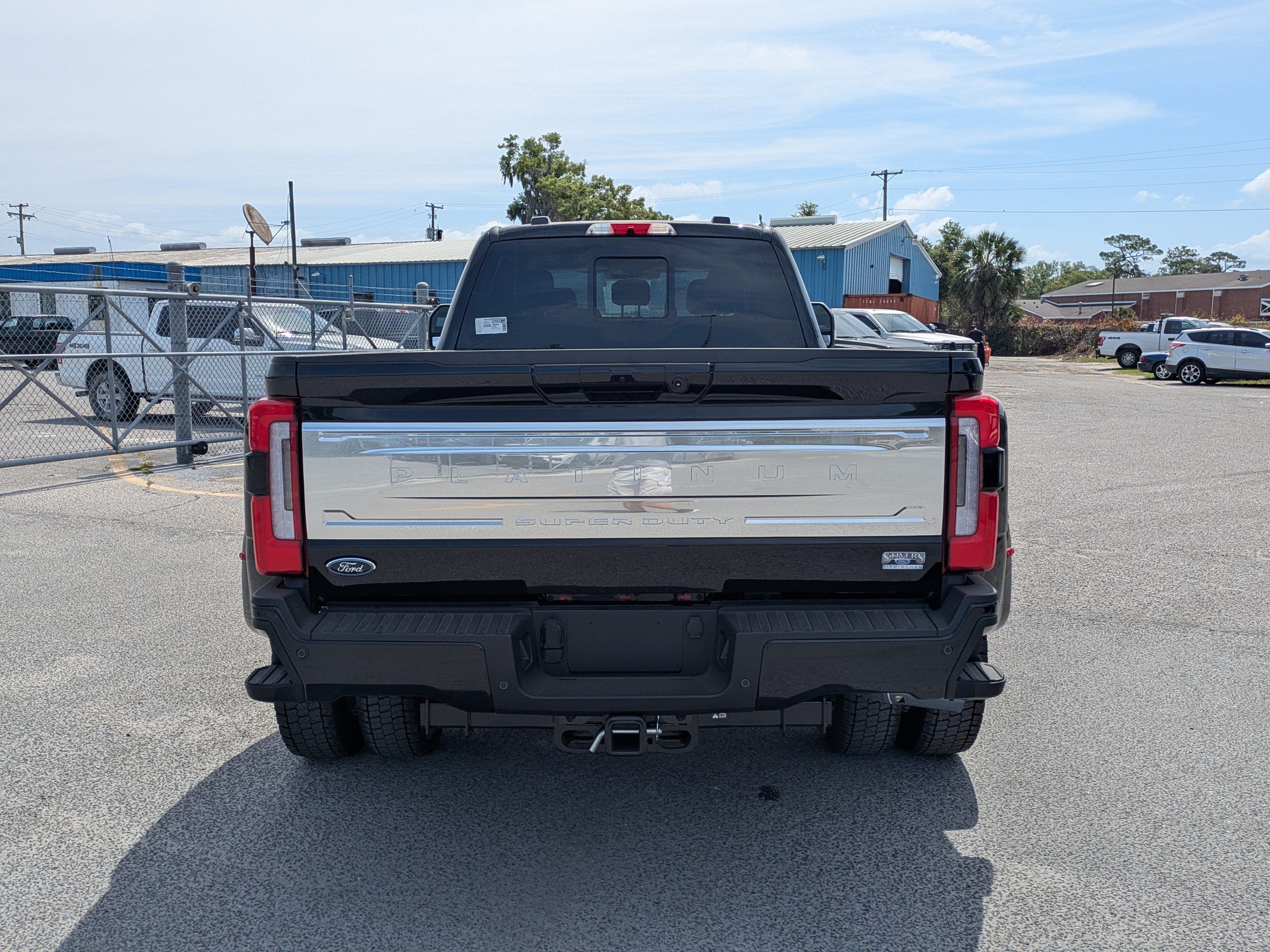 Used 2026 Ford F450 Platinum w/ Platinum Plus Package AWD/4WD image 5