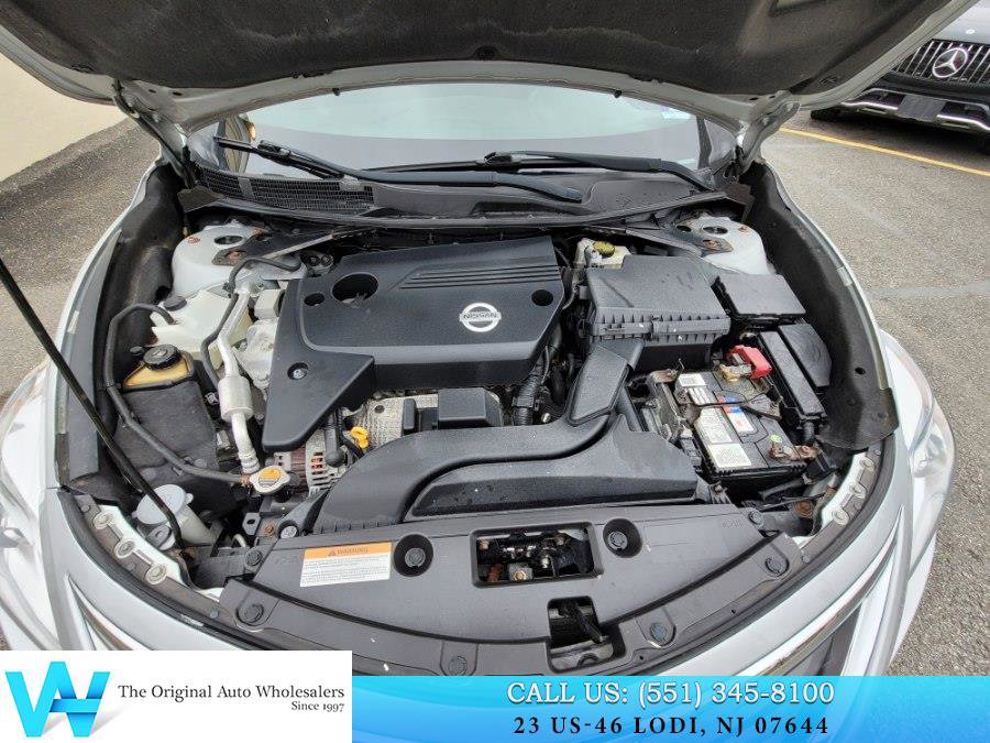 Used 2013 Nissan Altima 2.5 SV image 24