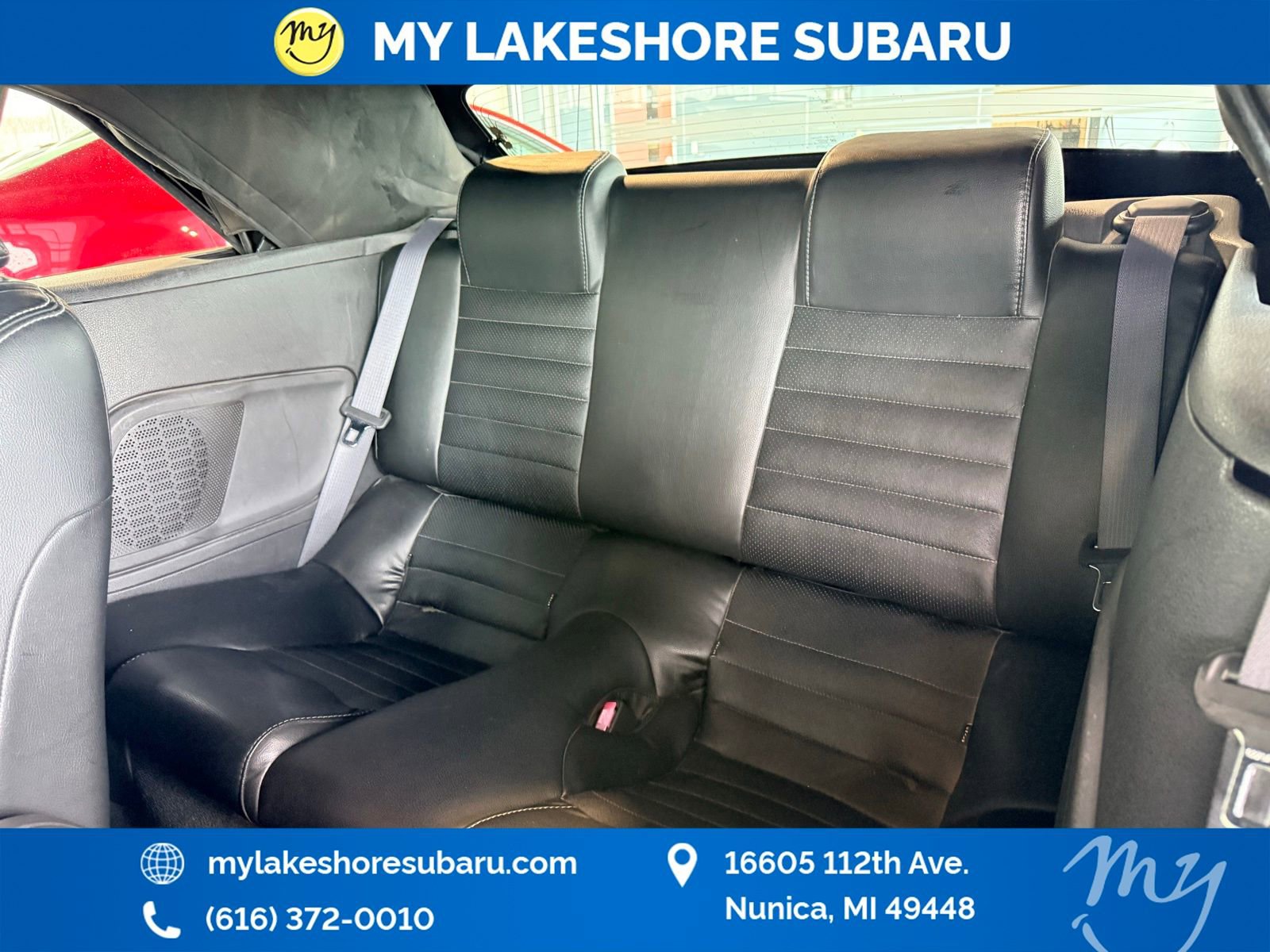 Used 2010 Ford Mustang Convertible image 18