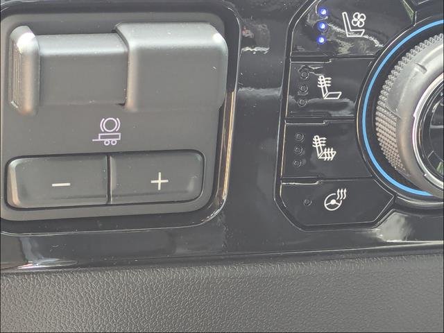 New 2026 Chevrolet Silverado 1500 High Country w/ Technology Package AWD/4WD image 25
