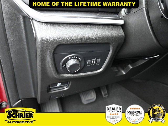 Used 2021 Jeep Grand Cherokee L Laredo image 14