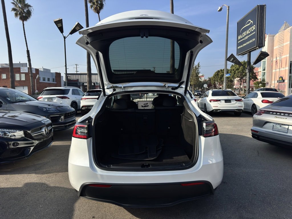 Used 2024 Tesla Model Y Long Range image 7