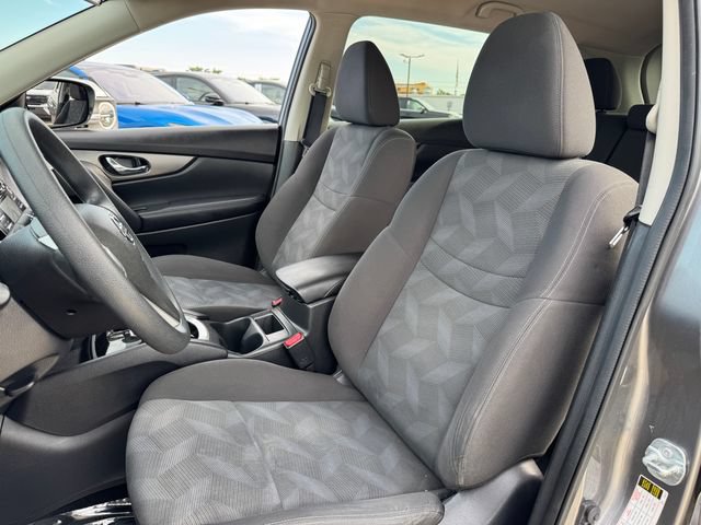 Used 2016 Nissan Rogue SV AWD/4WD image 11