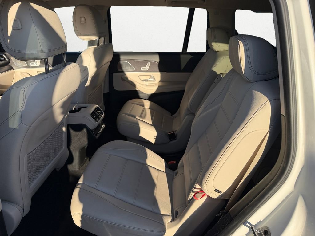 Used 2022 Mercedes-Benz GLS 450 4MATIC image 13