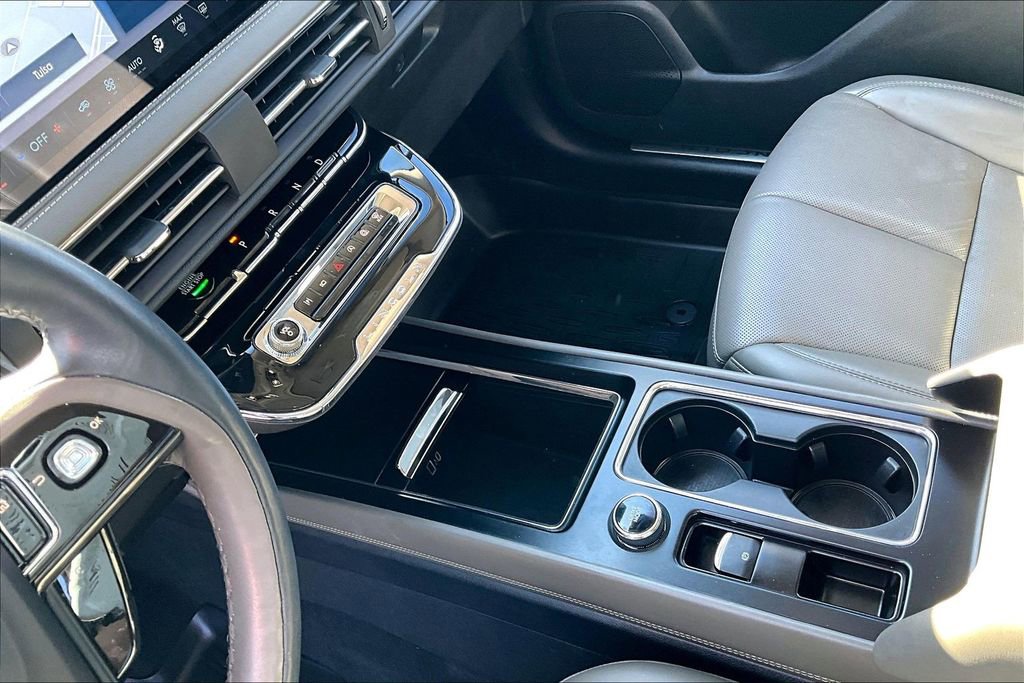 Used 2023 Lincoln Corsair Reserve image 18