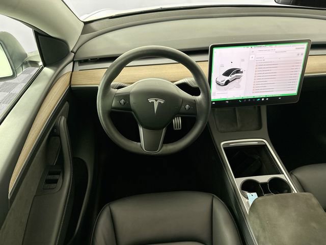 Used 2023 Tesla Model Y Performance image 11