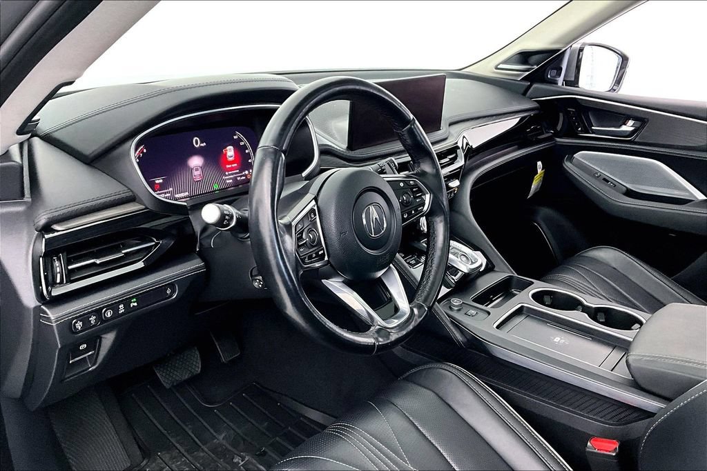 Certified 2025 Acura MDX w/ Advance Package AWD/4WD image 16