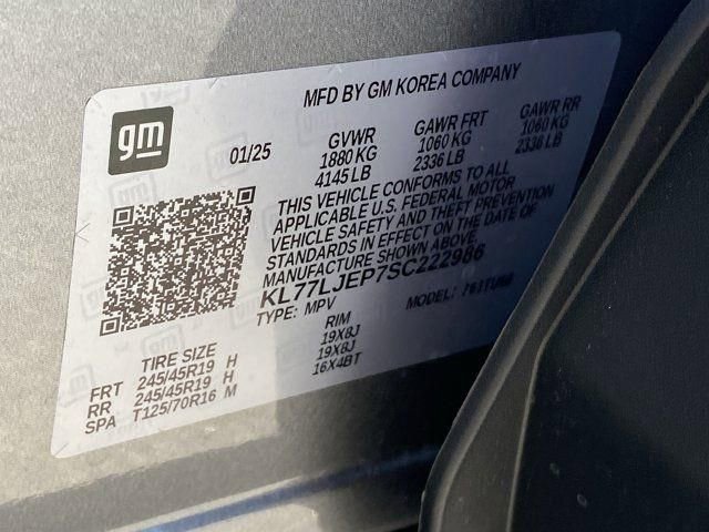 New 2025 Chevrolet Trax RS w/ Driver Confidence Package FWD image 27