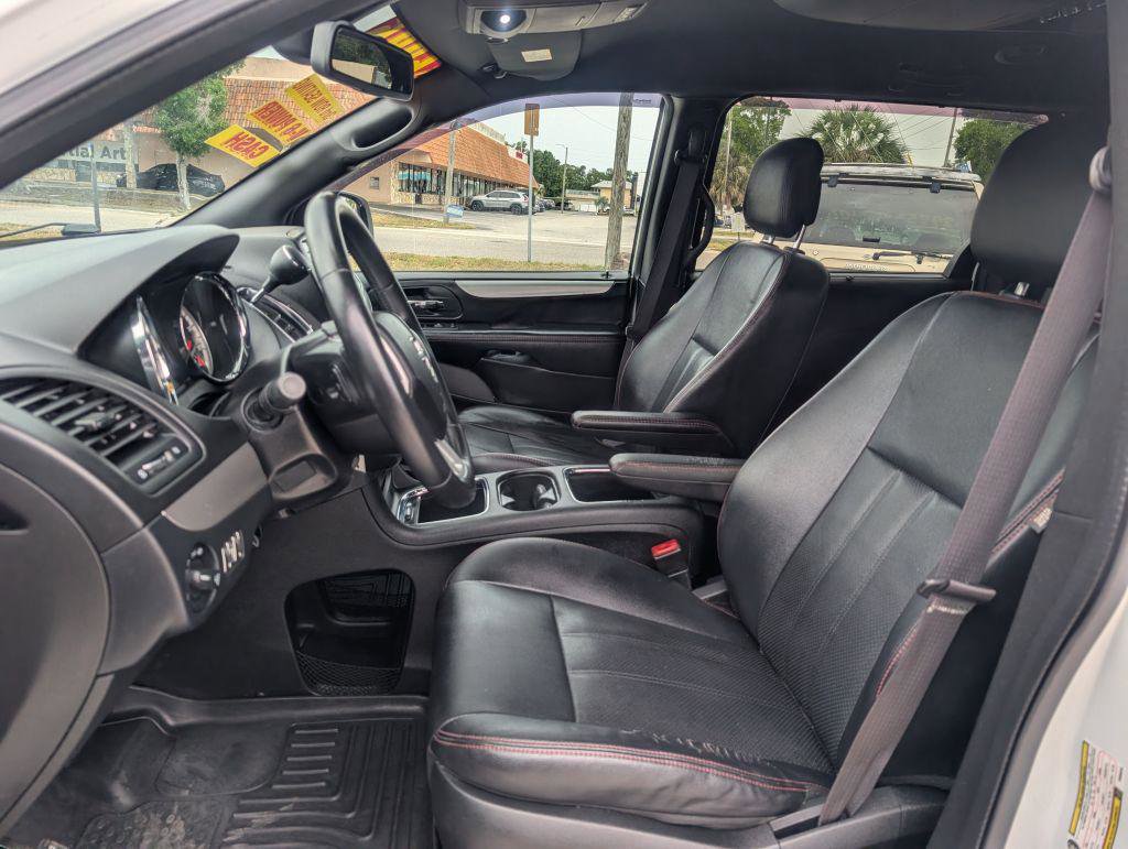 Used 2019 Dodge Grand Caravan GT FWD image 9