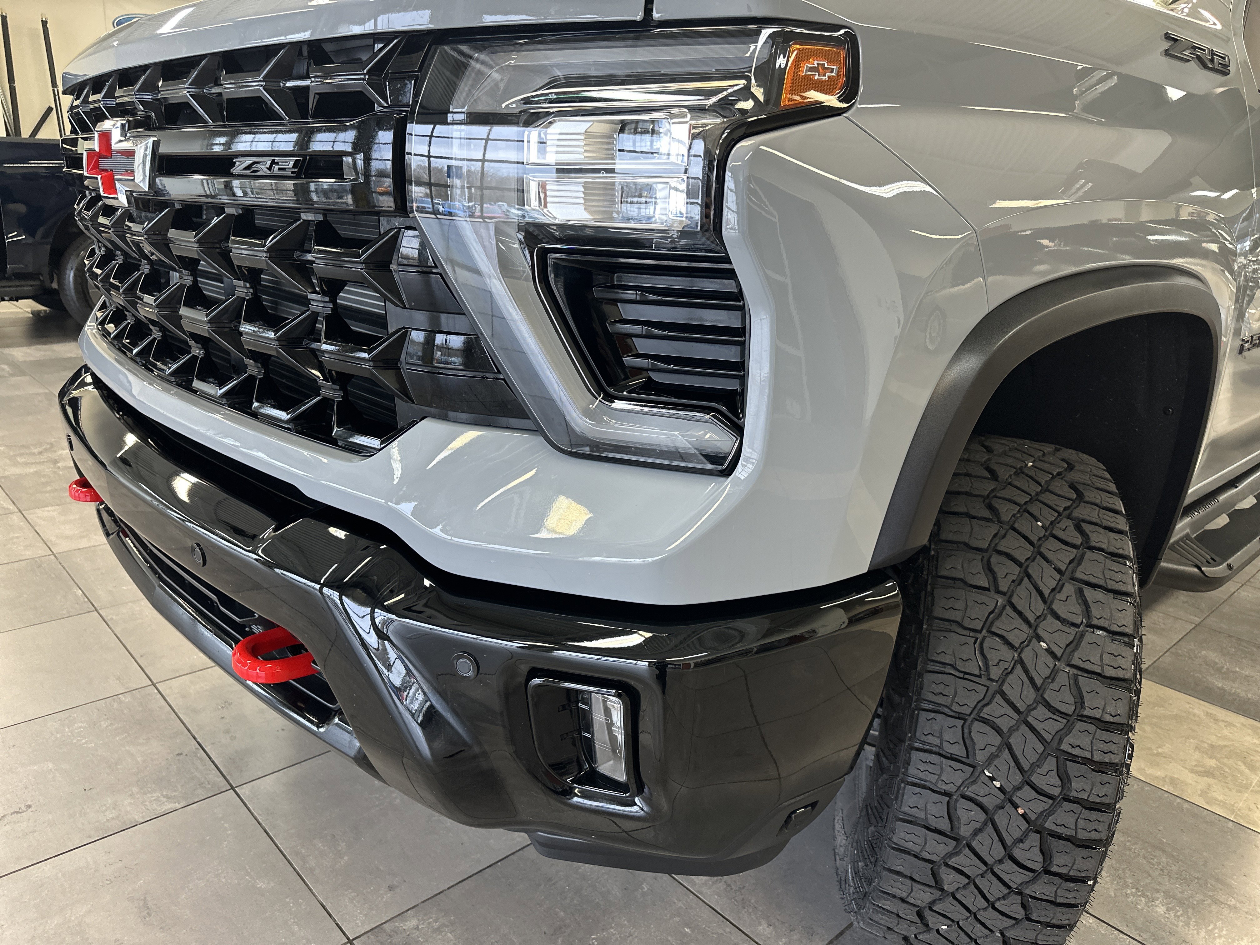 Used 2025 Chevrolet Silverado 2500 ZR2 w/ Technology Package image 19