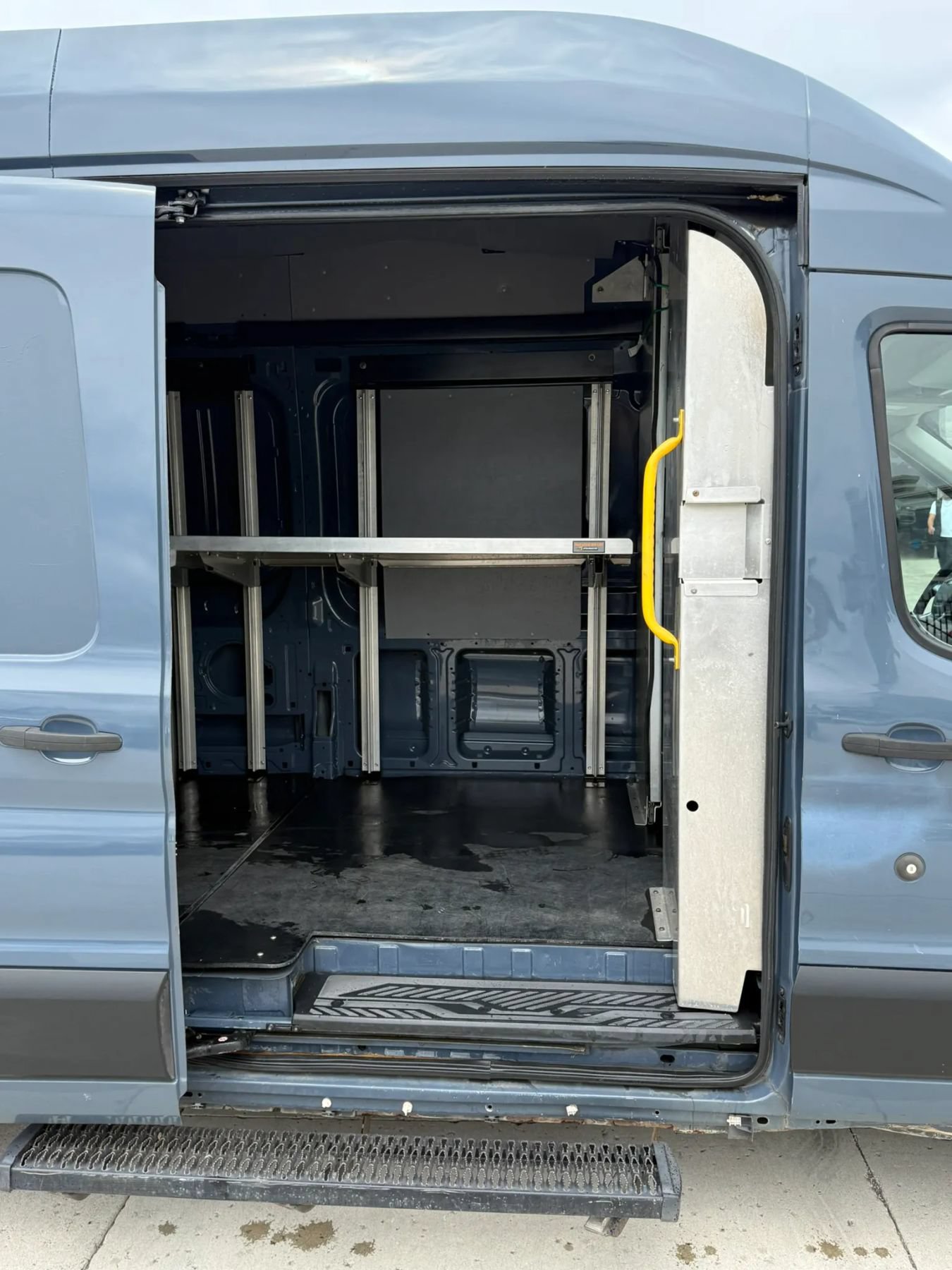 Used 2019 Ford Transit 250 148 High Roof Extended RWD image 14