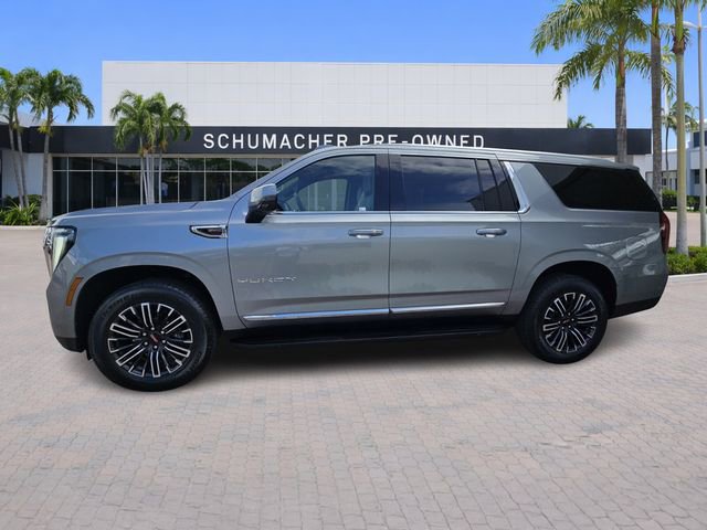 Used 2025 GMC Yukon XL Elevation AWD/4WD image 4