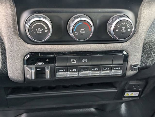 Used 2023 RAM 5500 Tradesman w/ Chrome Appearance Group image 17