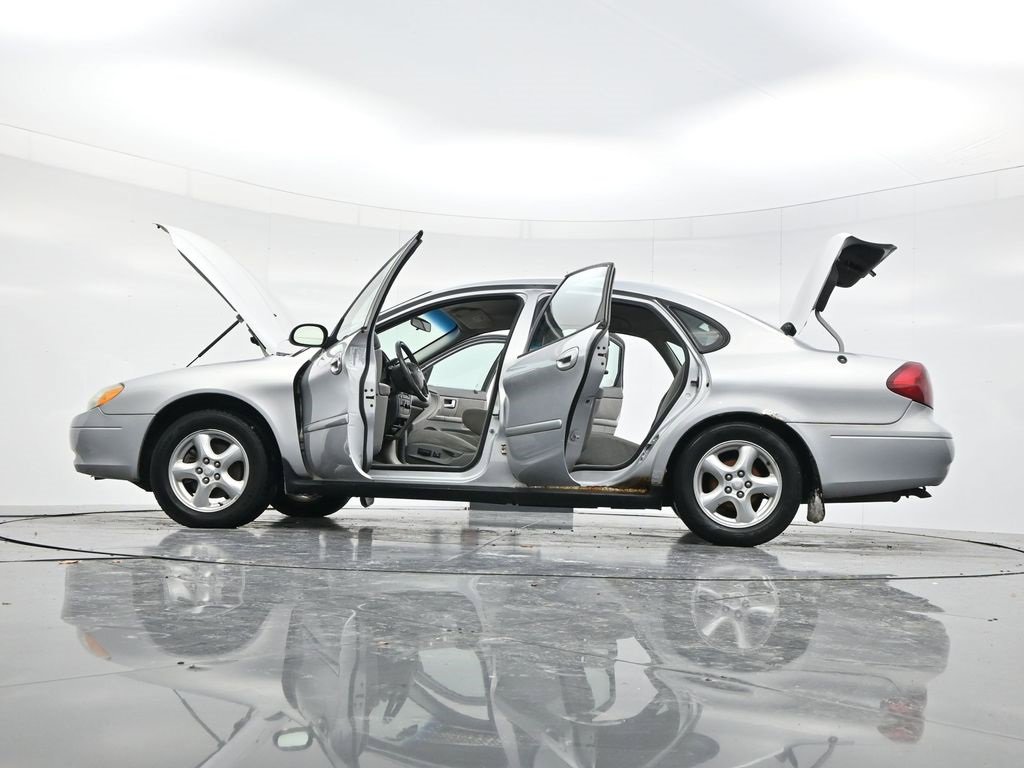 Used 2002 Ford Taurus SE image 51