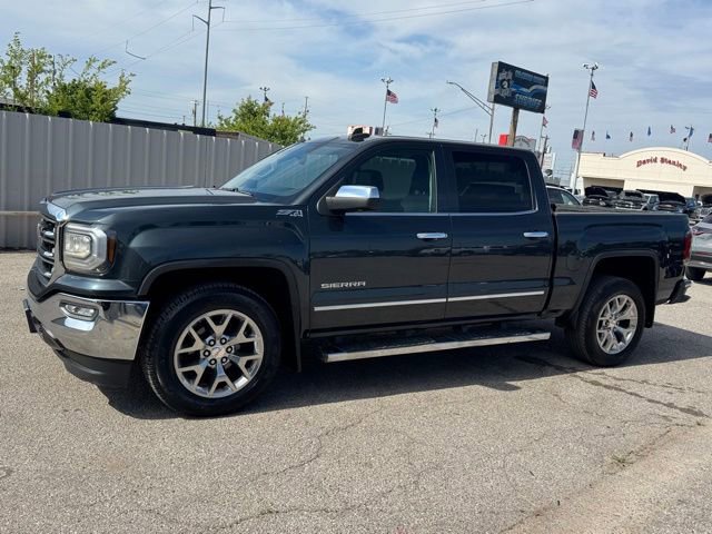 Used 2018 GMC Sierra 1500 SLT w/ SLT Premium Package AWD/4WD image 3