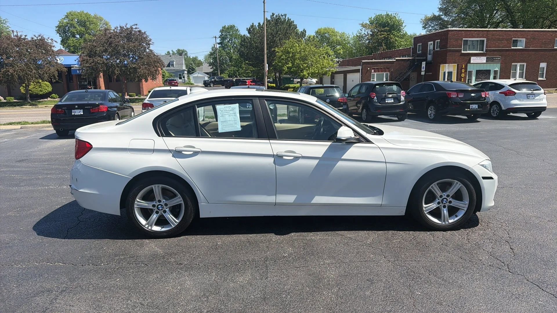 Used 2015 BMW 328i xDrive Sedan AWD/4WD image 4