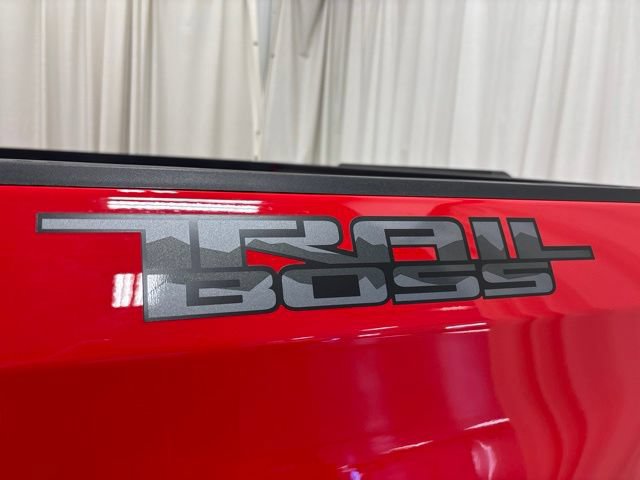 New 2026 Chevrolet Silverado 1500 Custom Trail Boss w/ Dark Appearance Package AWD/4WD image 14