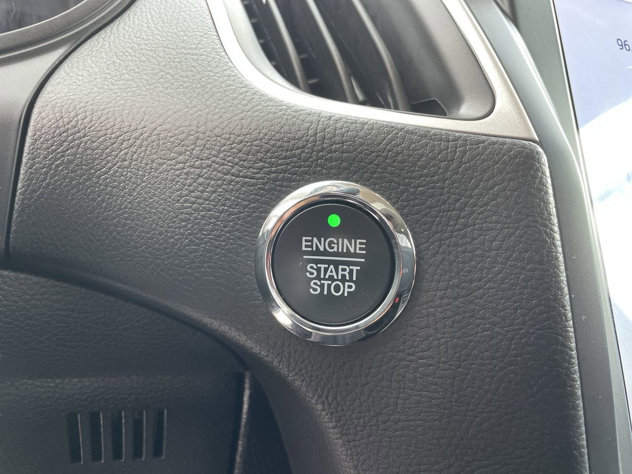 Certified 2023 Ford Edge SEL AWD/4WD image 29