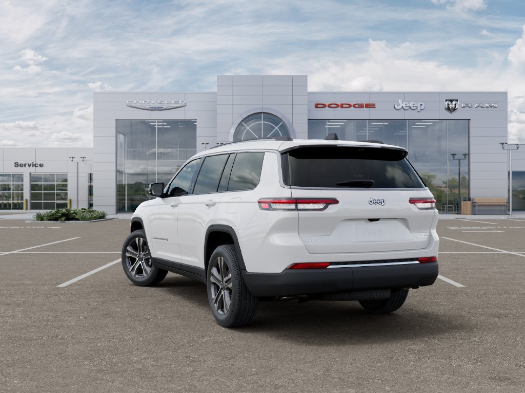 New 2027 Jeep Grand Cherokee L Limited AWD/4WD image 3