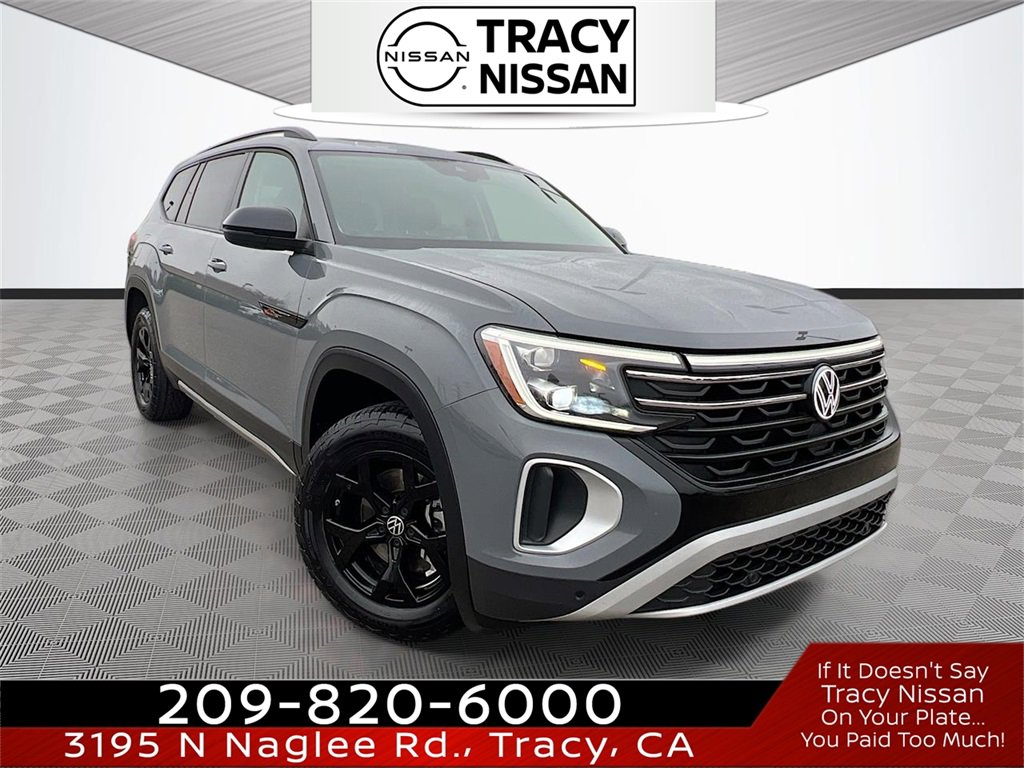 Used 2024 Volkswagen Atlas Peak Edition SE