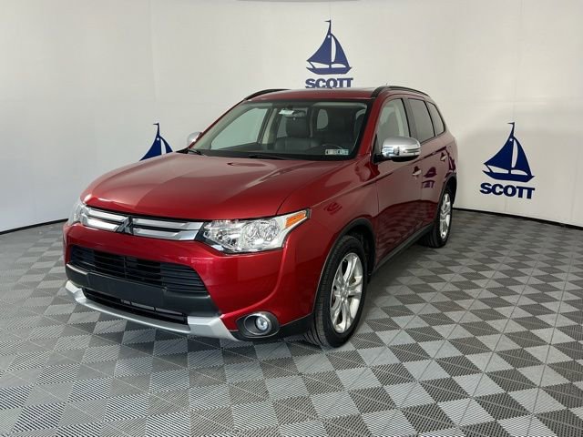 Used 2015 Mitsubishi Outlander SE AWD/4WD image 3
