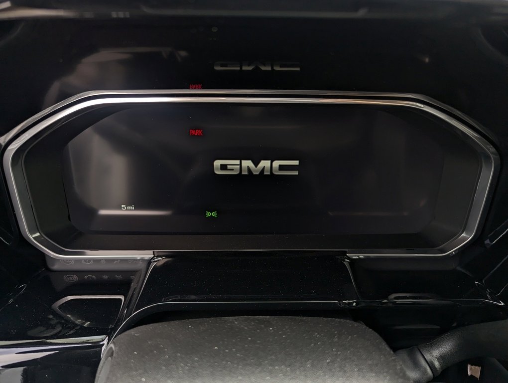 New 2026 GMC Sierra 1500 SLE image 2