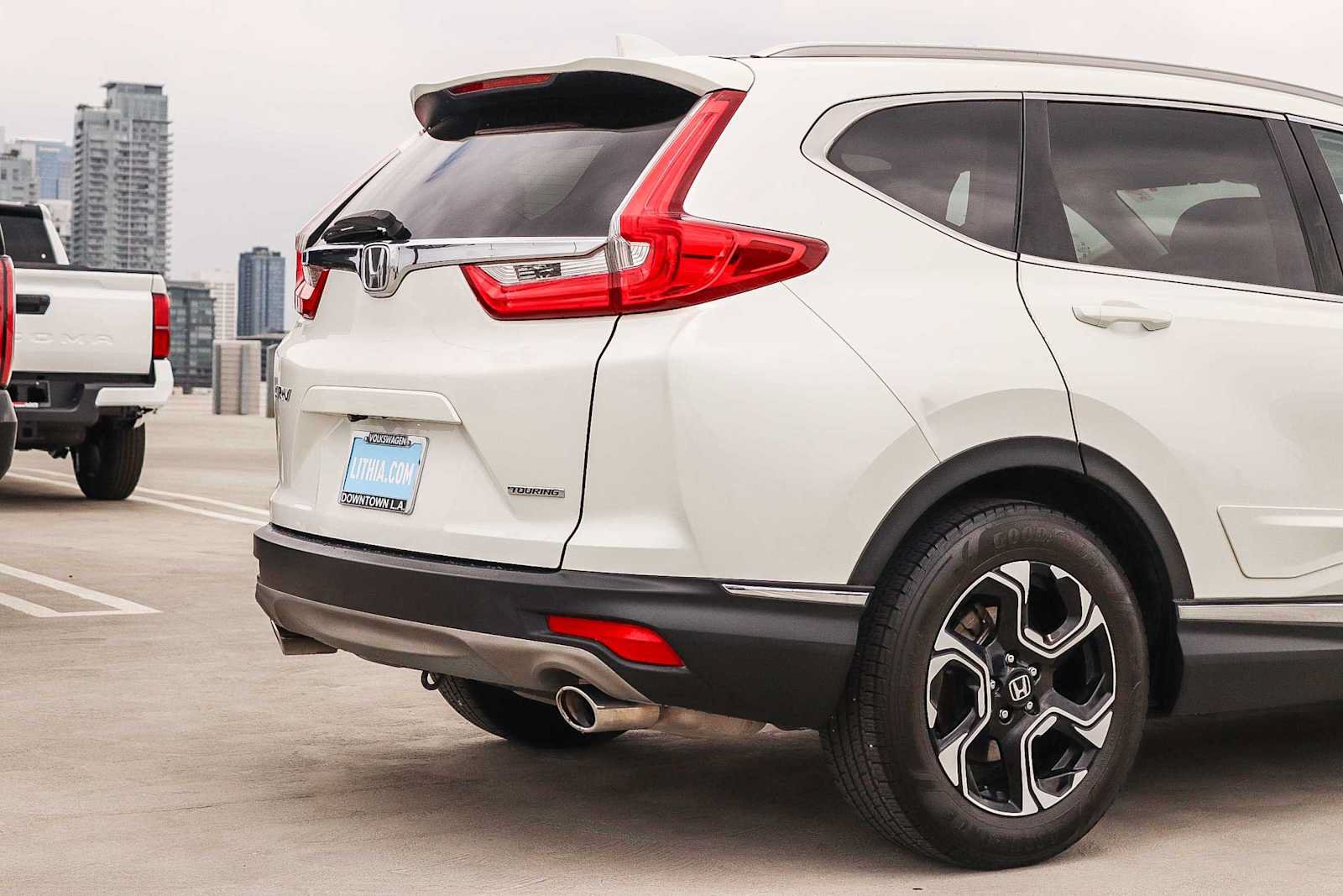 Used 2017 Honda CR-V Touring image 9
