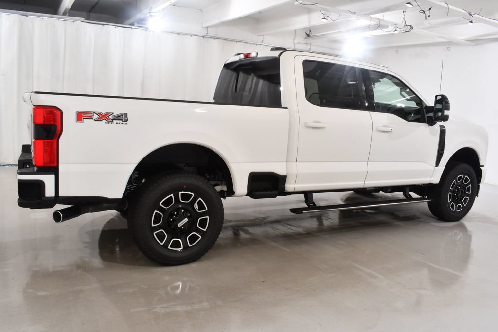 New 2026 Ford F350 Platinum w/ FX4 Off-Road Package AWD/4WD image 11
