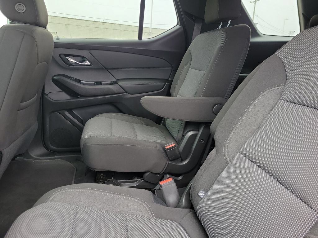 Used 2023 Chevrolet Traverse LT AWD/4WD image 12