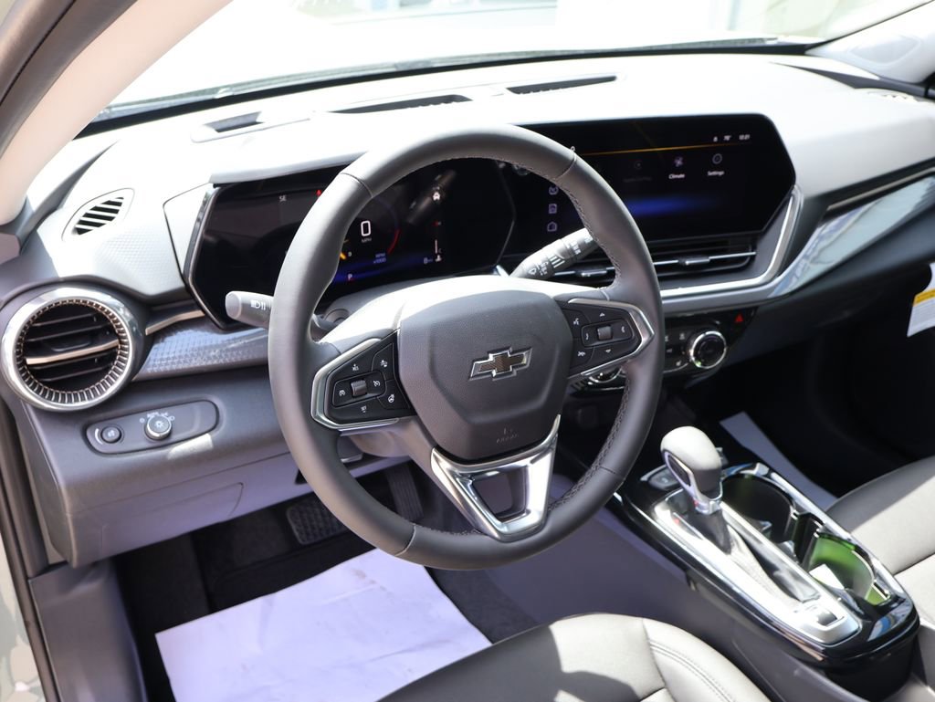 New 2026 Chevrolet Trax ACTIV w/ Driver Confidence Package FWD image 23