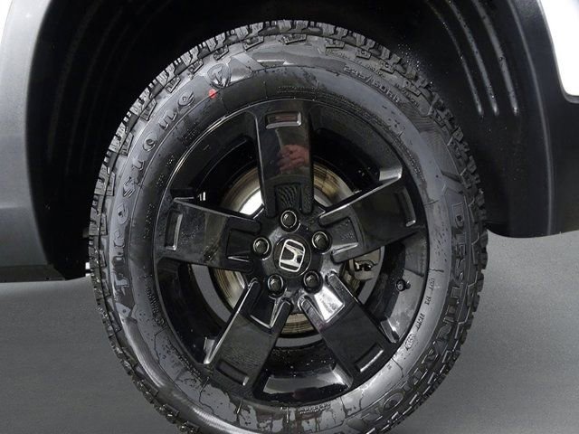 New 2025 Honda Ridgeline Black Edition image 10