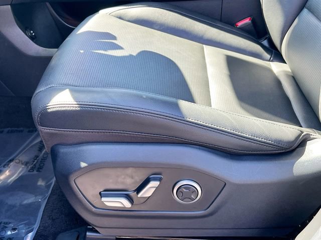 Used 2025 Hyundai Santa Fe Limited image 20