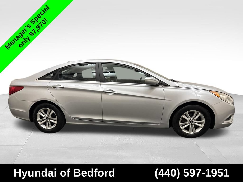 Used 2012 Hyundai Sonata GLS w/ Popular Equipment Pkg FWD image 4
