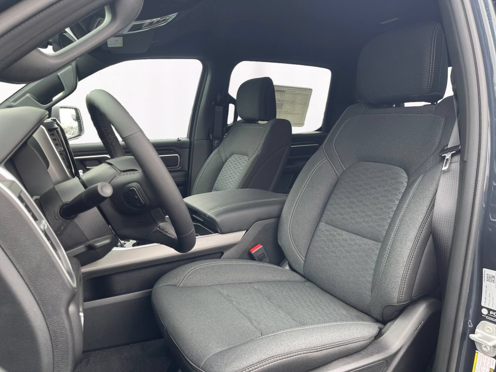 New 2026 RAM 1500 Big Horn AWD/4WD image 9