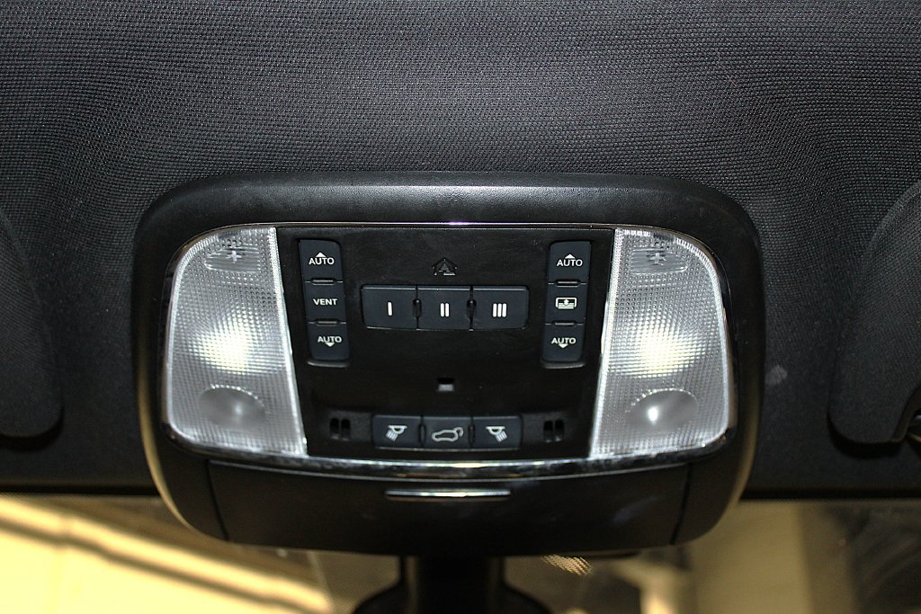 Certified 2021 Jeep Grand Cherokee Limited w/ Luxury Group II AWD/4WD image 26