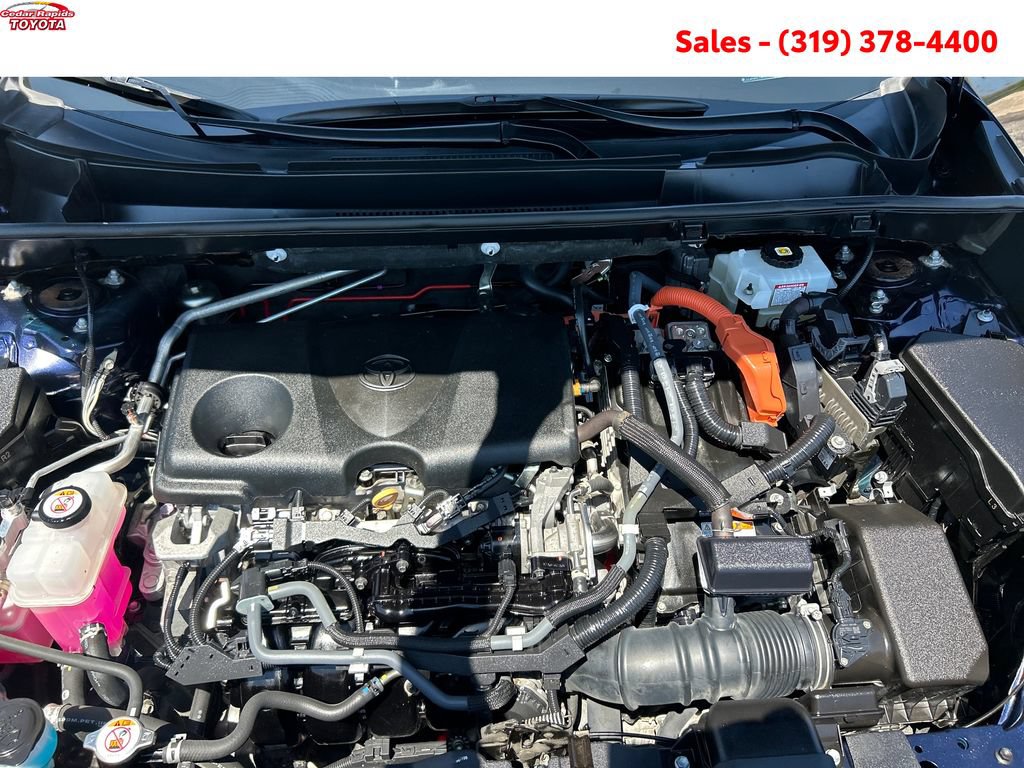 Certified 2021 Toyota RAV4 XLE w/ Convenience Package AWD/4WD image 21