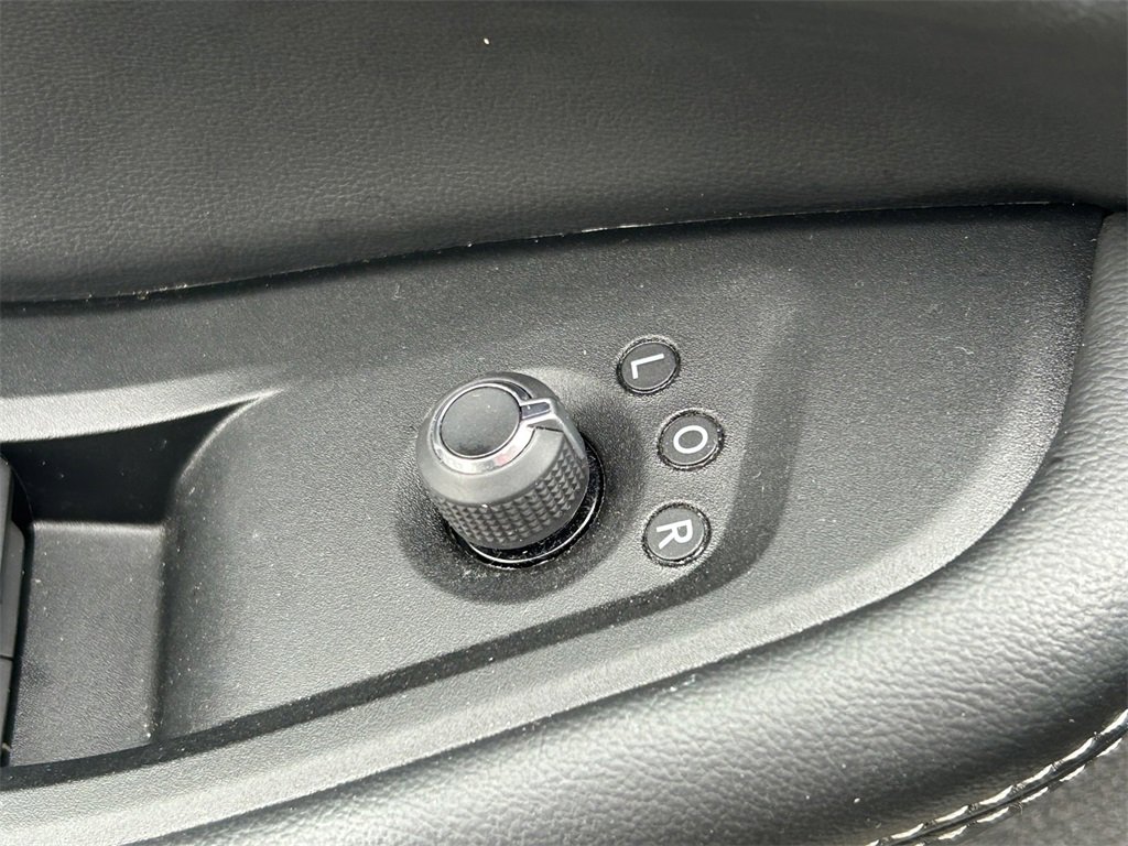 Used 2025 Jeep Grand Cherokee L Limited image 27