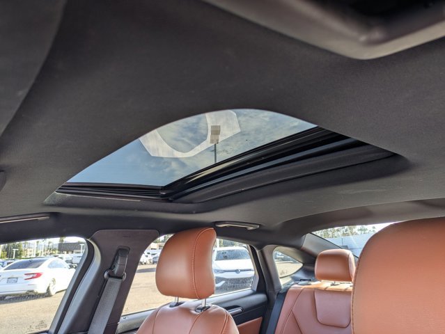 Used 2019 Ford Fusion Titanium FWD image 16