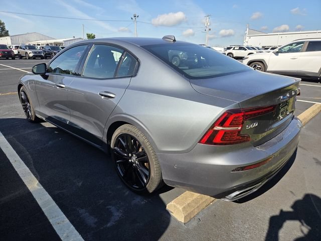 Used 2019 Volvo S60 T8 R-Design AWD/4WD image 7