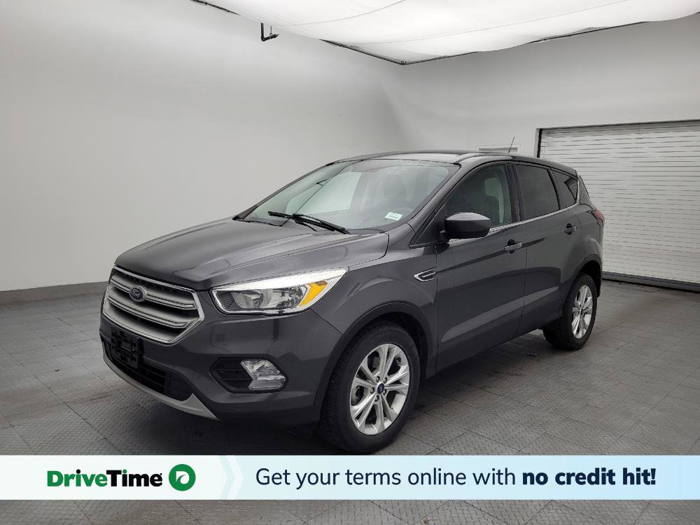 Used 2019 Ford Escape SE FWD image 1