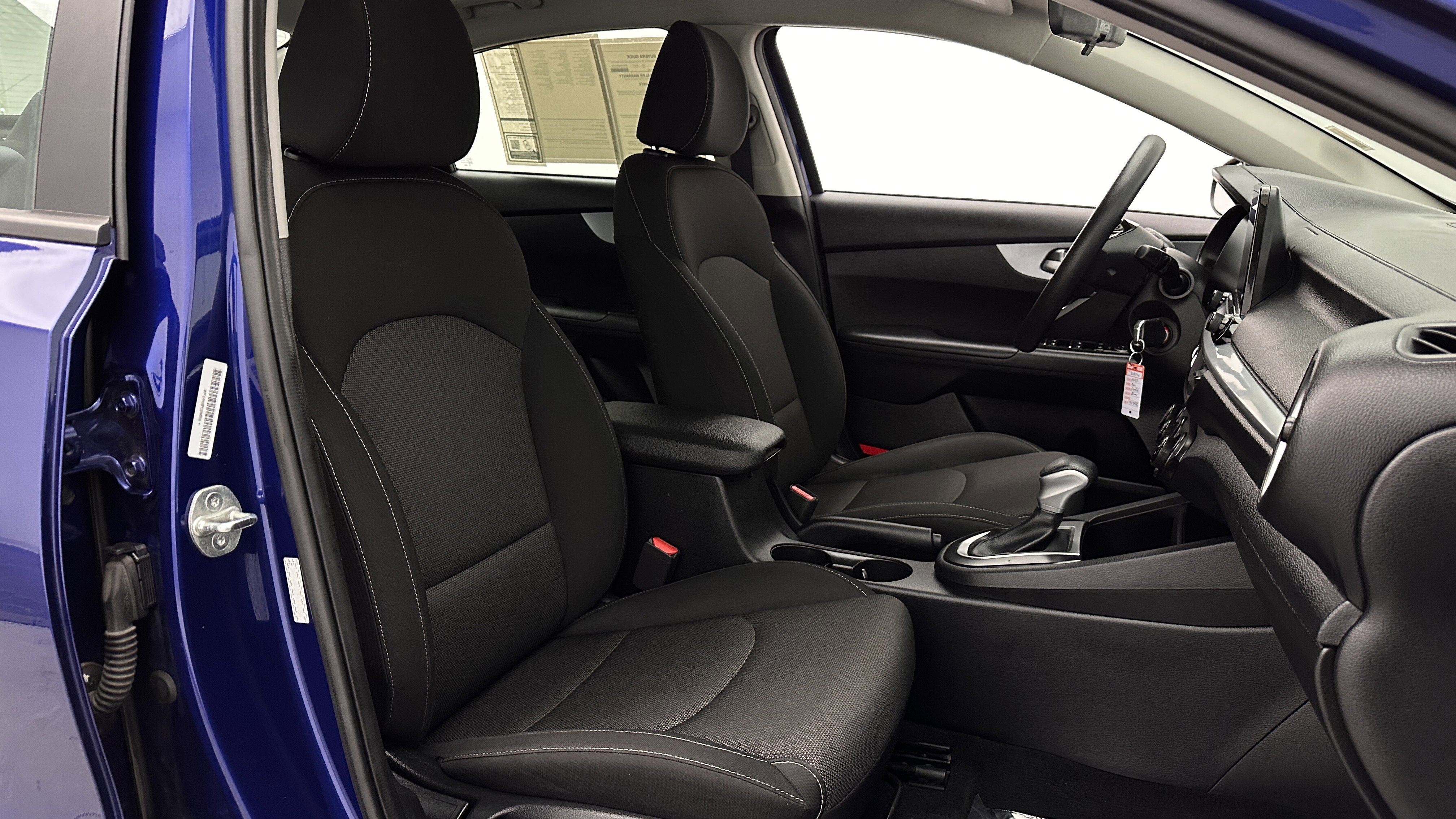 Used 2023 Kia Forte LXS FWD image 32