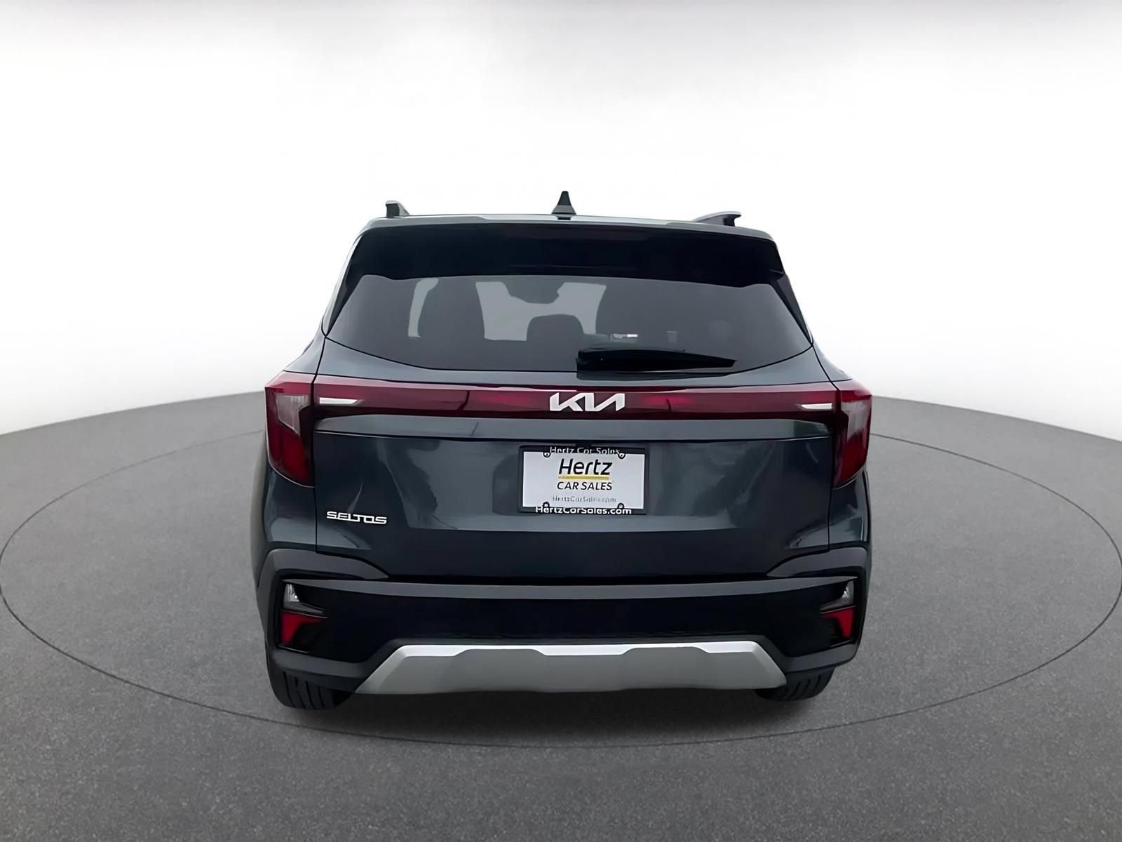 Used 2025 Kia Seltos S FWD image 12