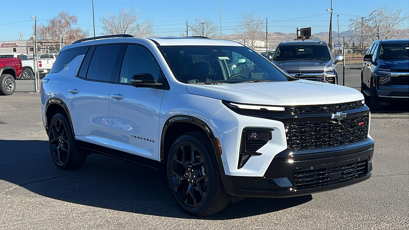 New 2026 Chevrolet Traverse RS w/ LPO, Floor Liner Package image 3