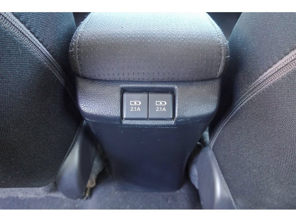 Certified 2022 Toyota Prius LE FWD image 24