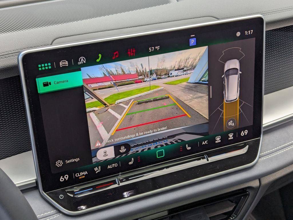 New 2026 Volkswagen Tiguan SE AWD/4WD image 19