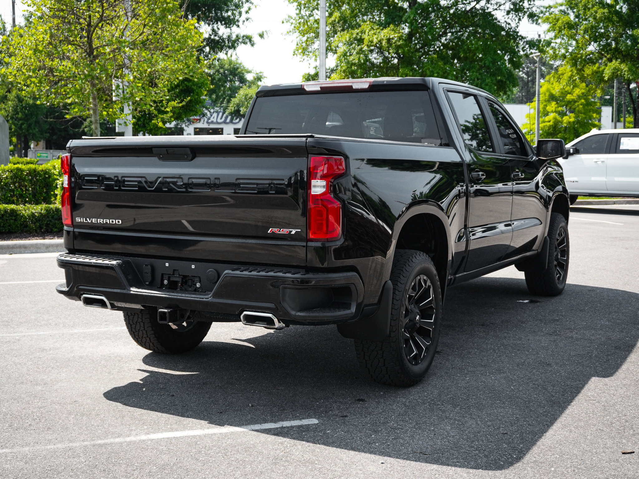 Used 2021 Chevrolet Silverado 1500 RST w/ Z71 Off-Road Package AWD/4WD image 10