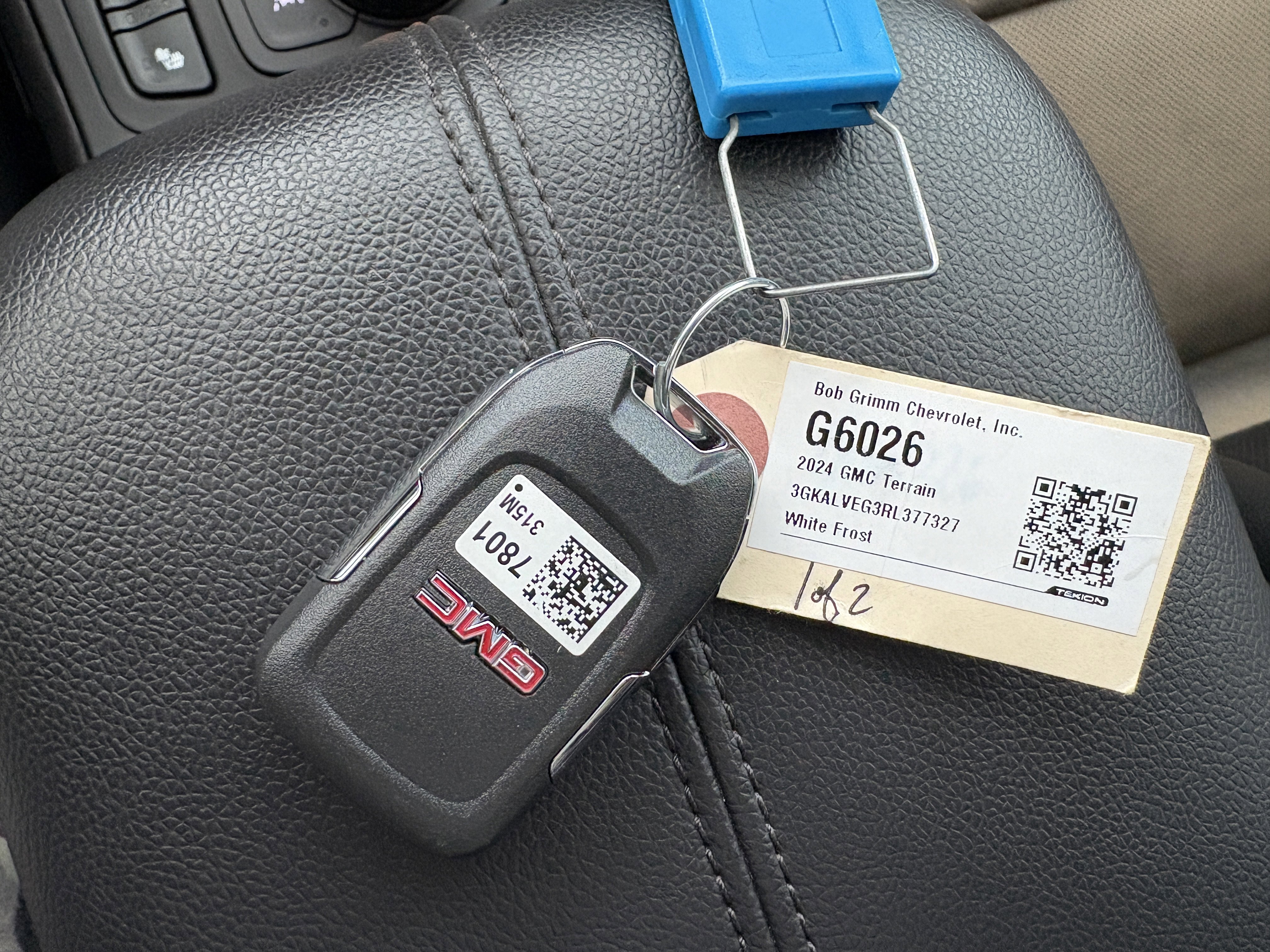 Used 2024 GMC Terrain SLT w/ Infotainment Package II image 19